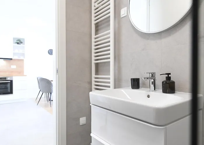 Nora With Private Parking Apartman Zadar