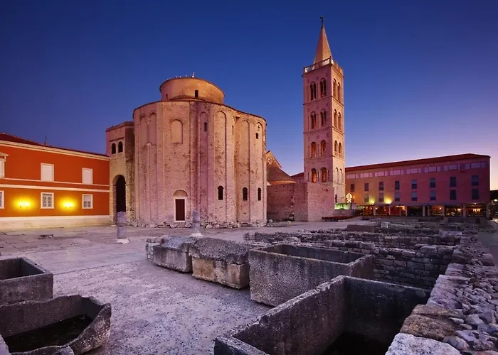 Nora With Private Parking Apartman