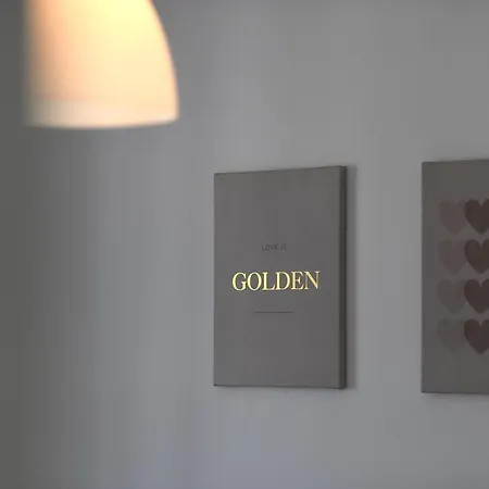 Nora With Private Parking Appartement Zadar